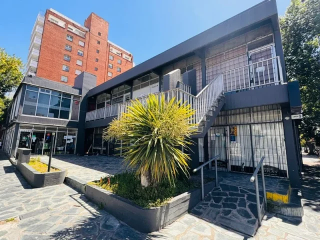 Oficinas en Venta — ALVARADO Y LA RIOJA