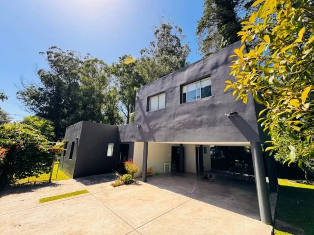 Casas, chalets en Venta — ATAHUALPA 4400