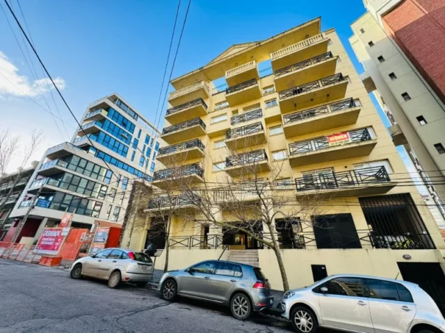 Departamentos, pisos y semipisos en Alquiler — QUINTANA 100