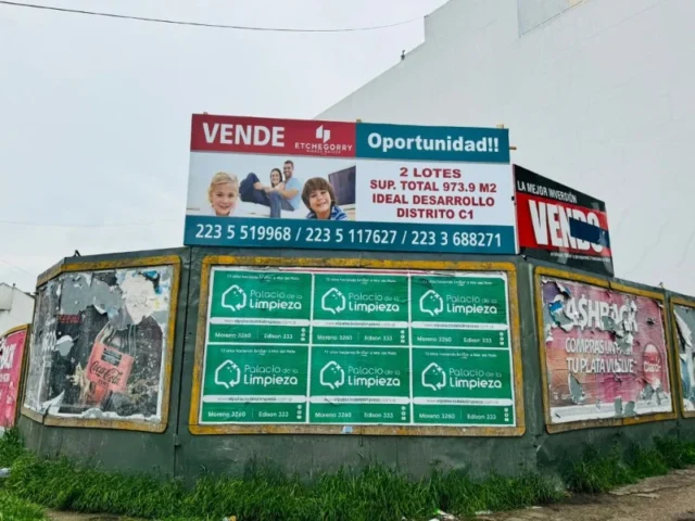 Lotes y terrenos en Venta — AV INDEPENDENCIA Y LARREA