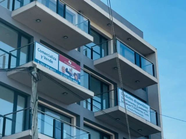 Departamentos, pisos y semipisos en Venta — 12 DE OCTUBRE 4200
