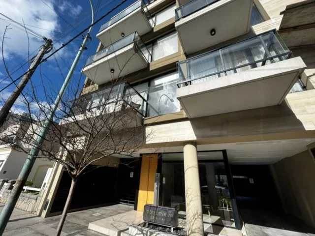 Departamentos, pisos y semipisos en Venta — SANTA FE 2700