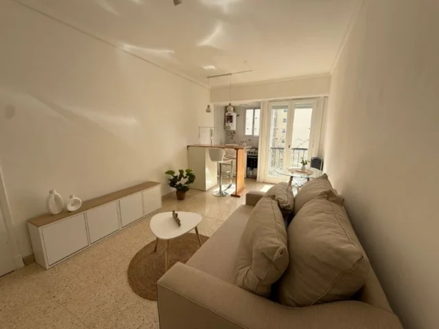 Departamentos, pisos y semipisos en Venta — Falucho 2100