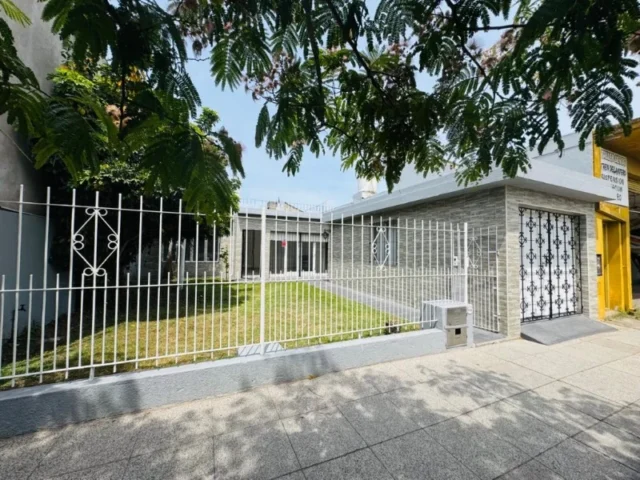 Casas, chalets en Venta — Av colon 6300