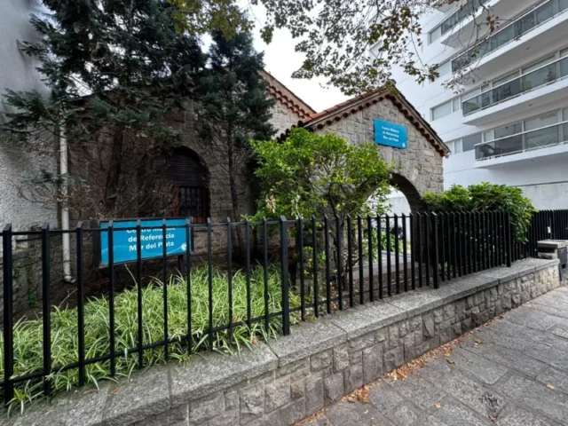 Casas, chalets en Alquiler — GASCON 2400