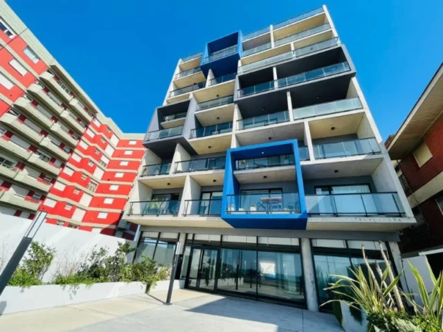 Departamentos, pisos y semipisos en Venta — AV FELIX U CAMET 1300