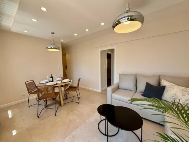 Departamentos, pisos y semipisos en Venta — Rivadavia 2300