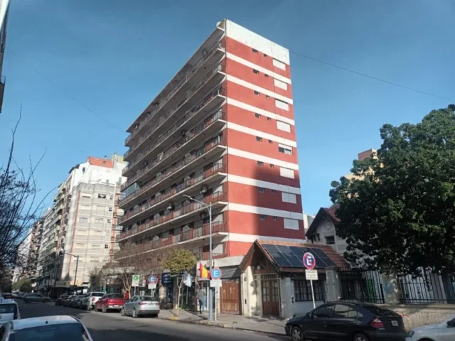 Departamentos, pisos y semipisos en Venta — San Luis 1900