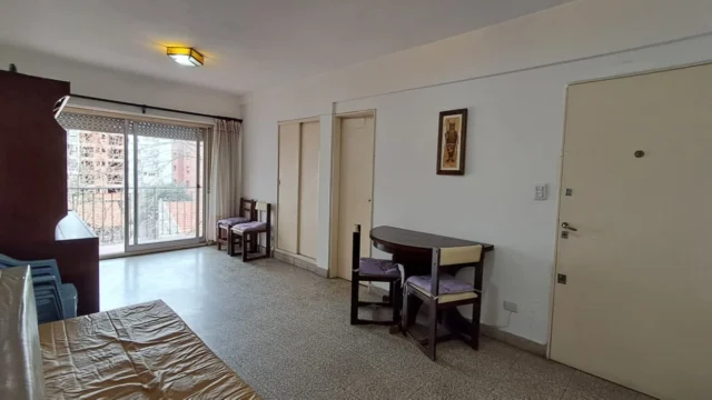 Departamentos, pisos y semipisos en Venta — Falucho 2500