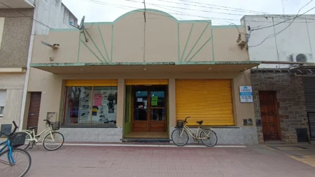 Locales en Venta — Avenida San Martin 57