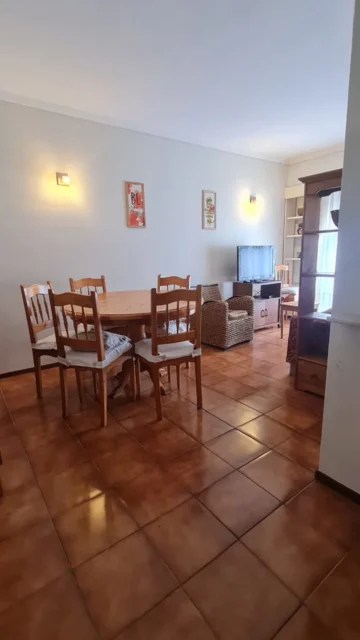 Departamentos, pisos y semipisos en Venta — Arenales 2445