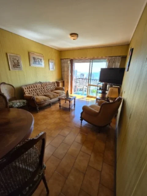 Departamentos, pisos y semipisos en Venta — Av. Luro 2400