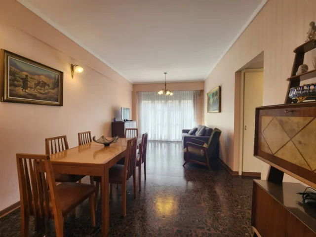 Departamentos, pisos y semipisos en Venta — Avenida Colón 1808