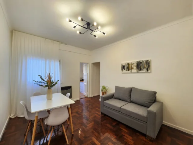 Departamentos, pisos y semipisos en Venta — Las Heras 2200