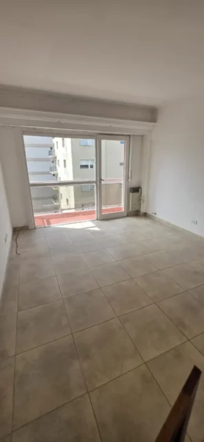 Departamentos, pisos y semipisos en Venta — San Martín 3200