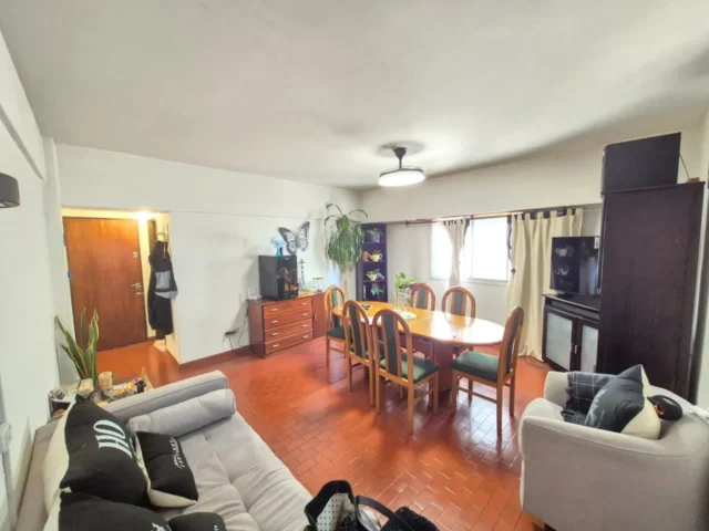 Departamentos, pisos y semipisos en Venta — Las Heras 2500