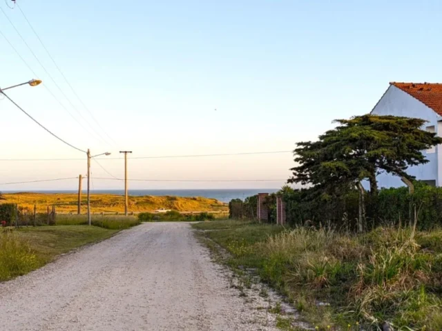 Lotes y terrenos en Venta — C. 777