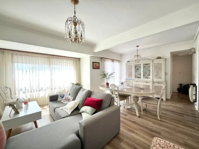 Departamentos, pisos y semipisos en Venta — Bermejo y Magallanes