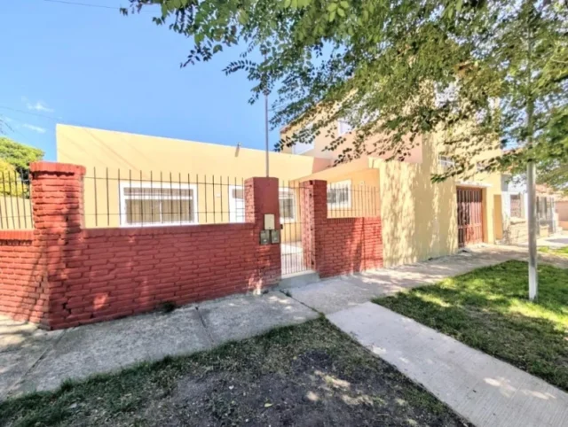 Casas, chalets en Venta — Av. Juan B. Justo y Gral. Rivas