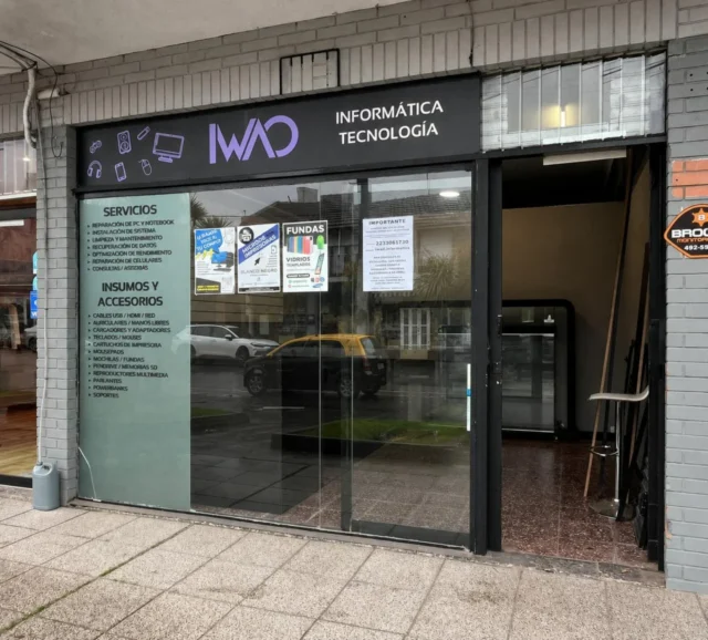 Locales en Alquiler — Rosales y Cerrito