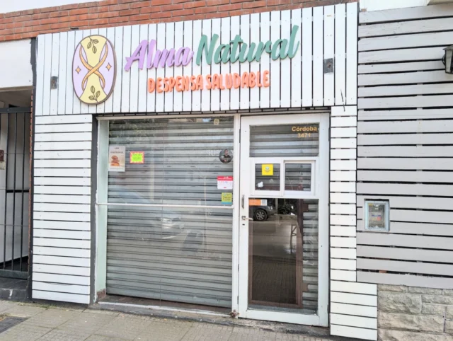 Locales en Alquiler — Córdoba 3402