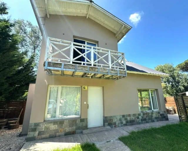Casas, chalets en Alquiler — Calle N38 entre calle 509 y 511