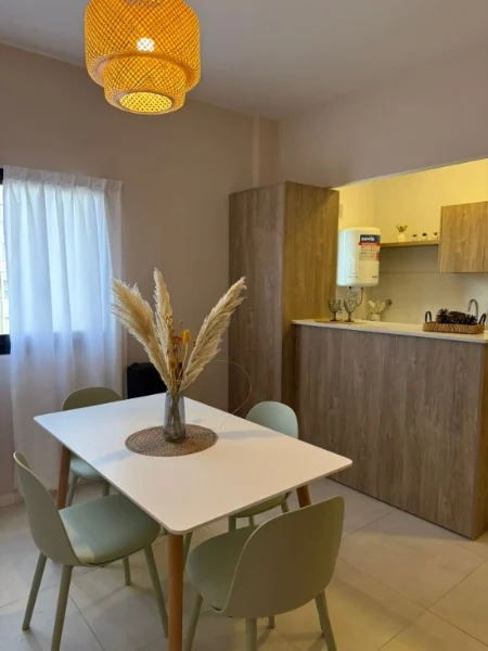 Departamentos, pisos y semipisos en Venta — San Luis 1400