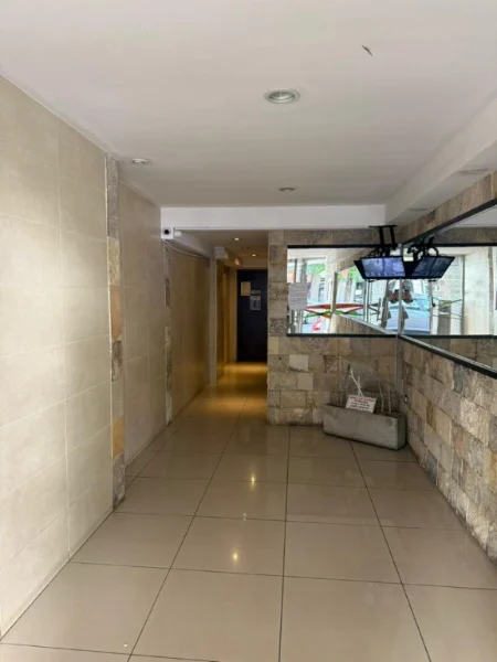 Departamentos, pisos y semipisos en Venta — Corrientes 2100