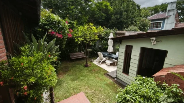 Casas, chalets en Venta — Pasteur 500