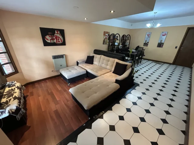 Casas, chalets en Venta — Florisbelo Acosta 5145