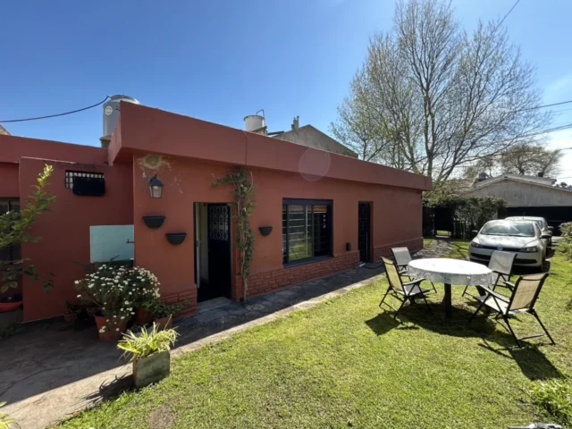 Casas, chalets en Venta — ACEVEDO 4622