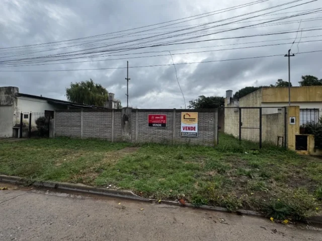 Lotes y terrenos en Venta — C. 26 1141