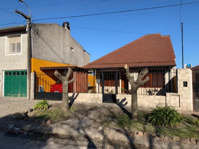 Casas, chalets en Venta — C. 42 1162