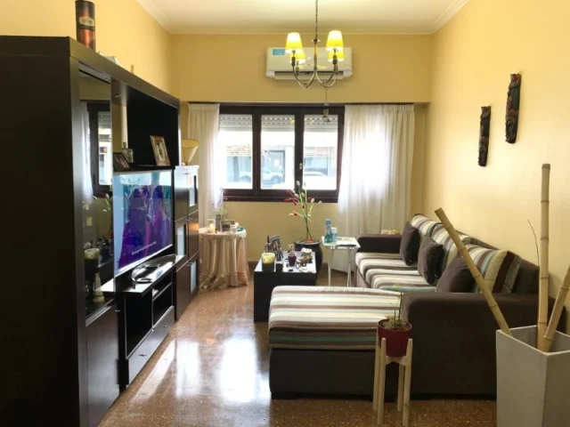 Casas, chalets en Venta — C. 15 543
