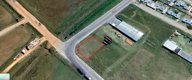 Lotes y terrenos en Venta — C. 39 13
