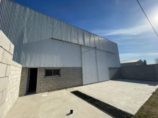 Galpones en Venta — C. D 62