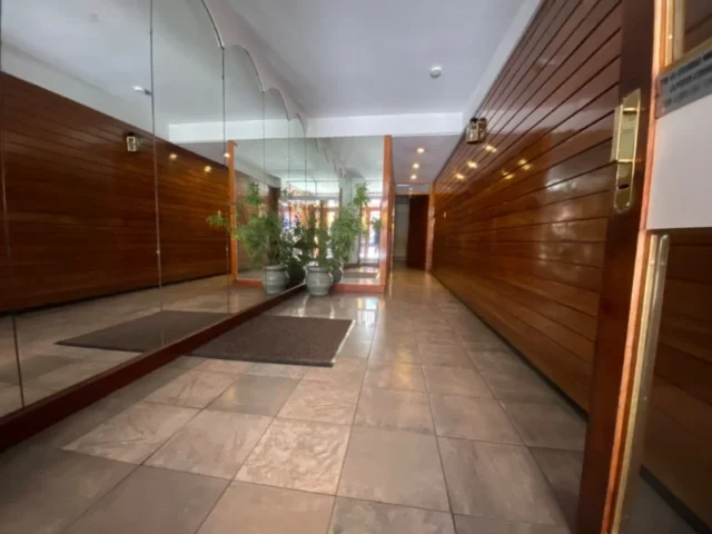 Departamentos, pisos y semipisos en Venta — San Martín 2522