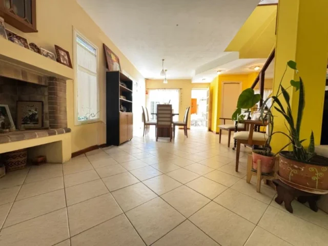 Casas, chalets en Venta — Jose Ingenieros 548