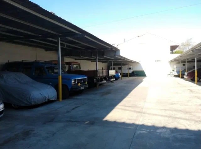 Cocheras y garages en Venta — Italia 2669