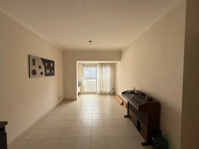 Departamentos, pisos y semipisos en Venta — Jujuy 2658
