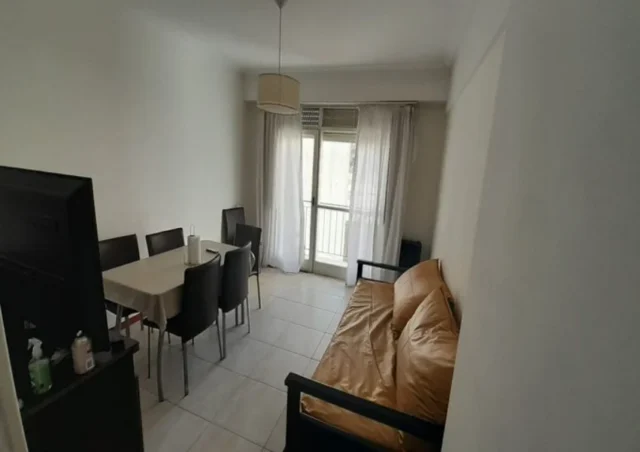 Departamentos, pisos y semipisos en Alquiler por Día — CORRIENTES 2000