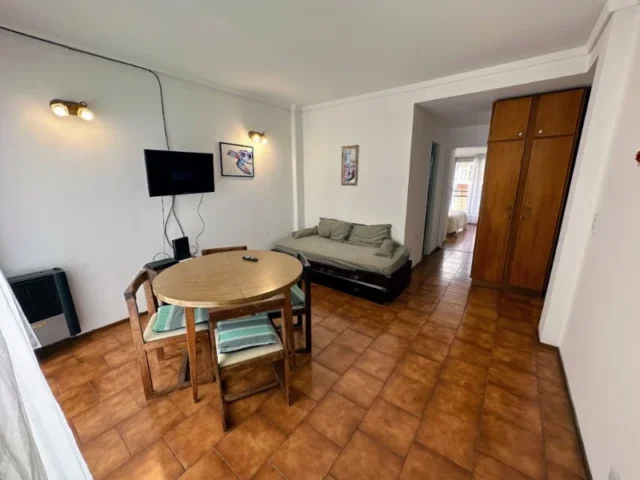 Departamentos, pisos y semipisos en Alquiler Temporario — Arenales 2400