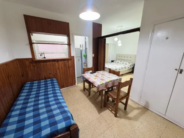 Departamentos, pisos y semipisos en Alquiler Temporario — Av. Colon 1700