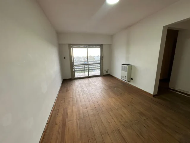 Departamentos, pisos y semipisos en Alquiler — ALEM 5077