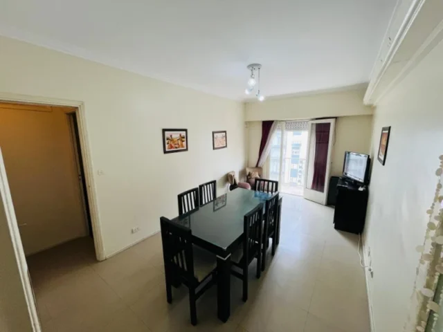 Departamentos, pisos y semipisos en Alquiler — Av. Luro  2200