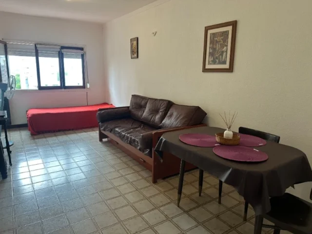 Departamentos, pisos y semipisos en Alquiler para Estudiantes — catamarca 1328