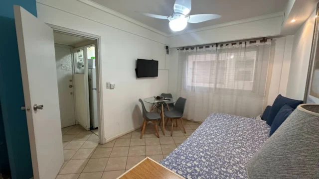 Departamentos, pisos y semipisos en Venta — Corrientes 2058
