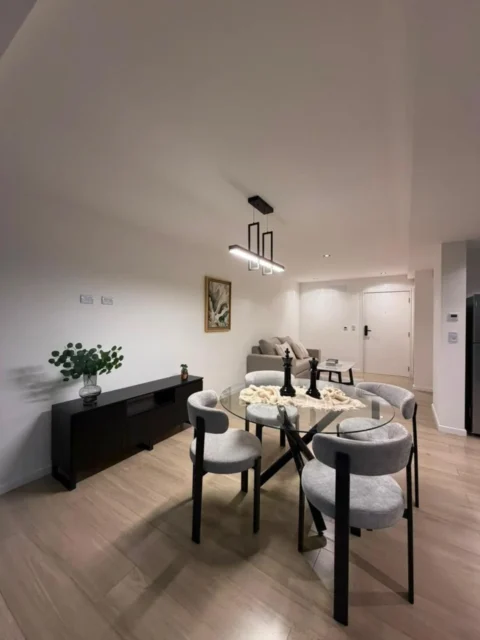 Departamentos, pisos y semipisos en Venta — Moreno 2184