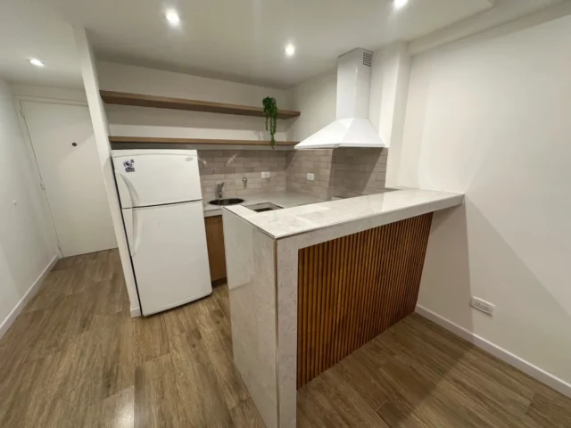 Departamentos, pisos y semipisos en Venta — Av. Colon 1348