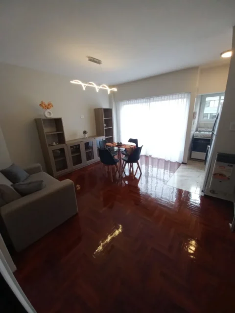 Departamentos, pisos y semipisos en Venta — Luro 2632